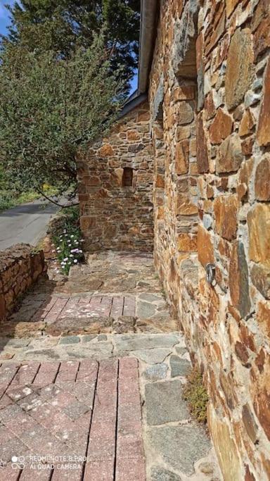 Charmante petite maison de pêcheur - Proche Ile de Bréhat et GR34 Lézardrieux Exterior foto